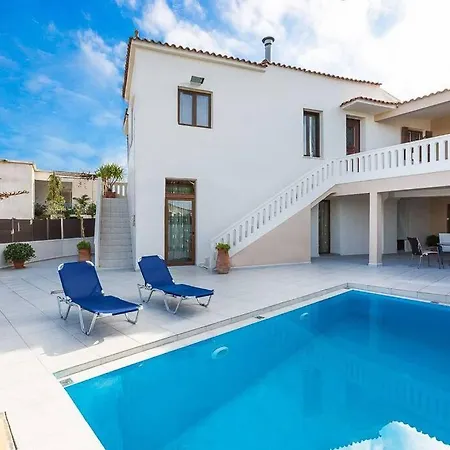 Lefteris * חאניה