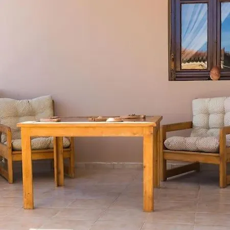 בית נופש Lefteris