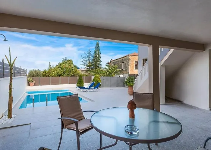 Lefteris Дом отдыха