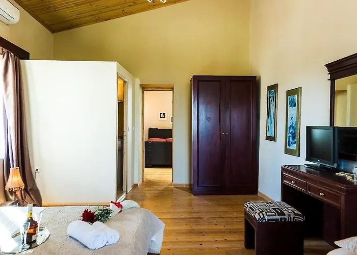 Lefteris * ハニア